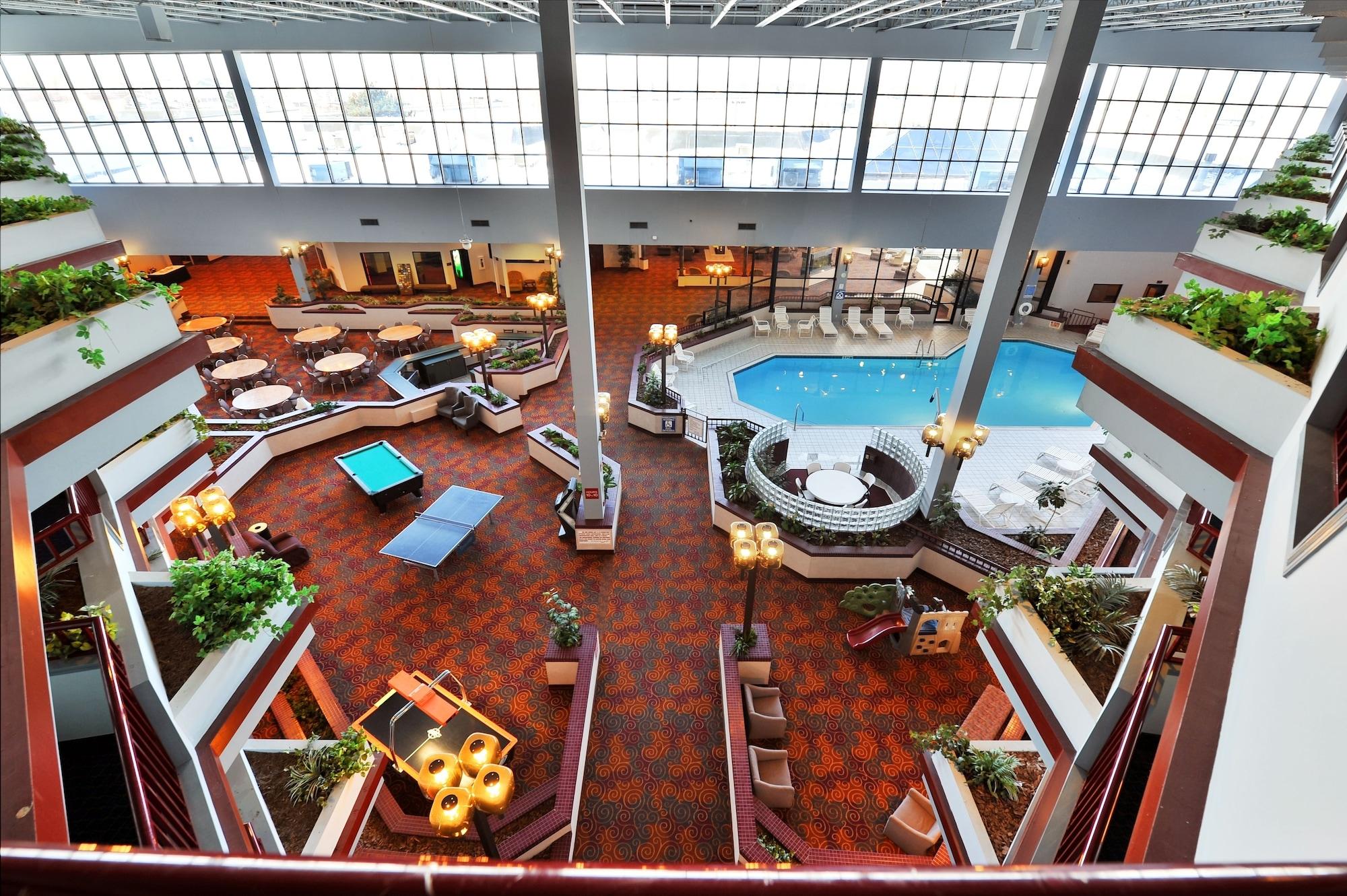 Howard Johnson By Wyndham Lima Exterior photo