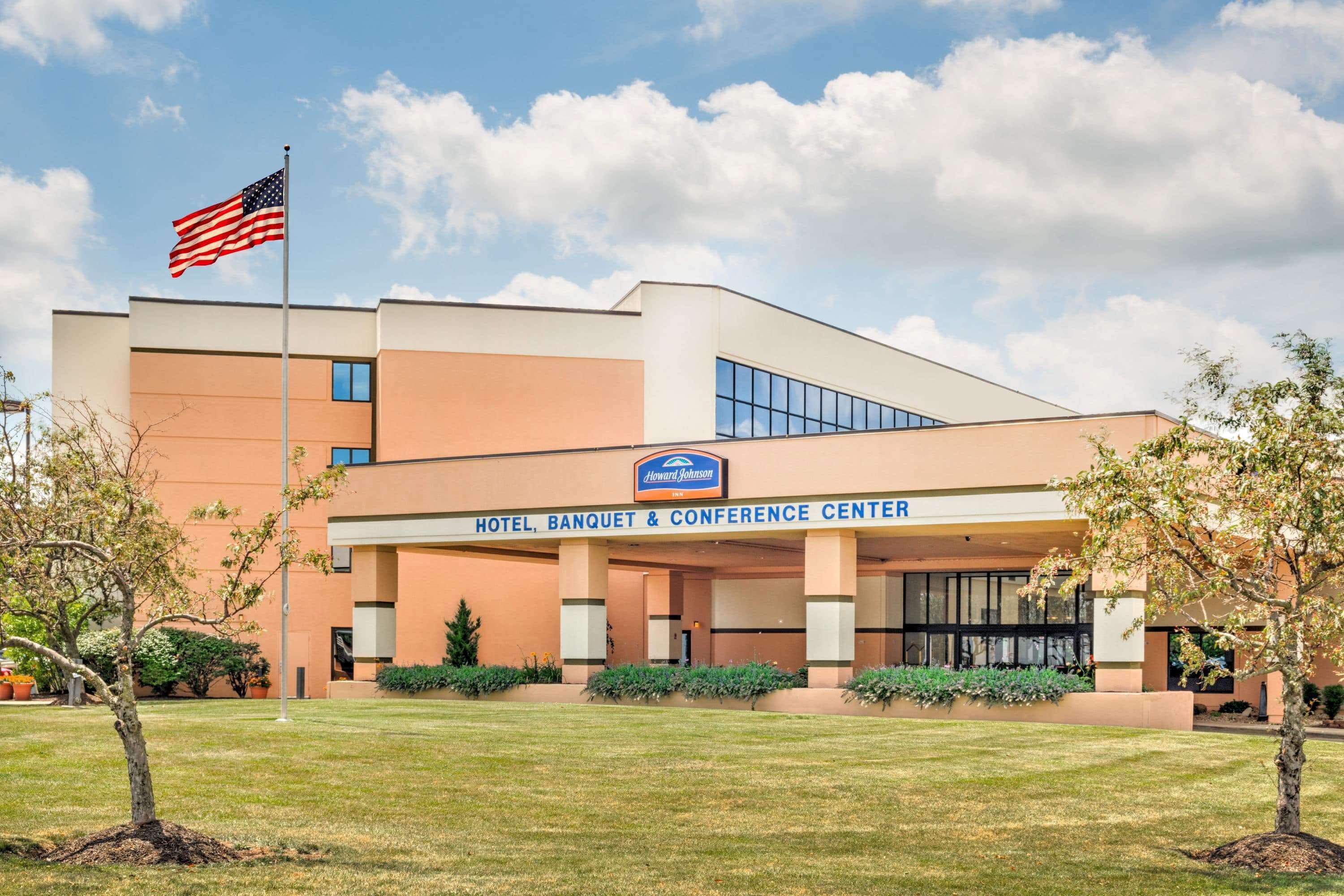 Howard Johnson By Wyndham Lima Exterior photo