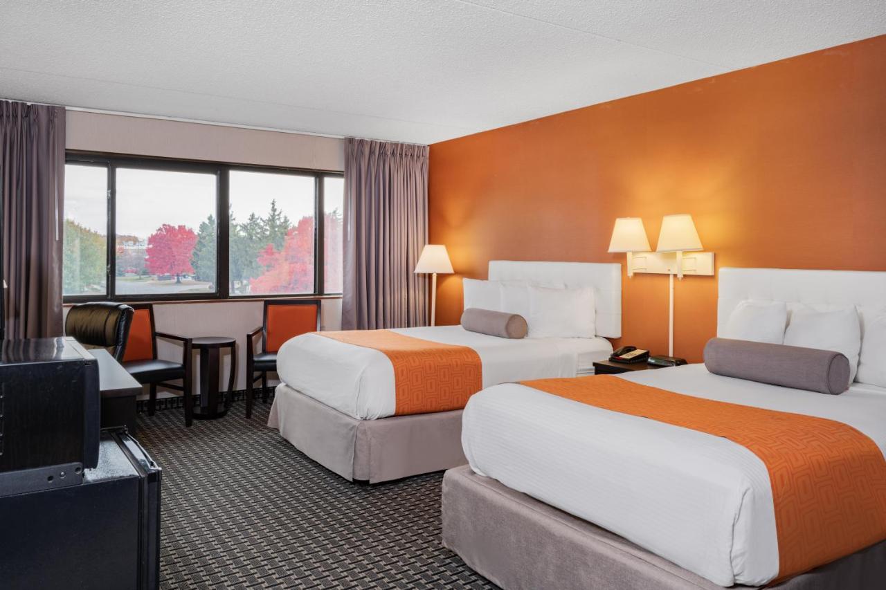 Howard Johnson By Wyndham Lima Exterior photo