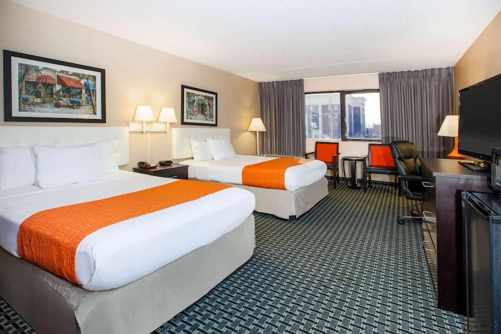 Howard Johnson By Wyndham Lima Exterior photo